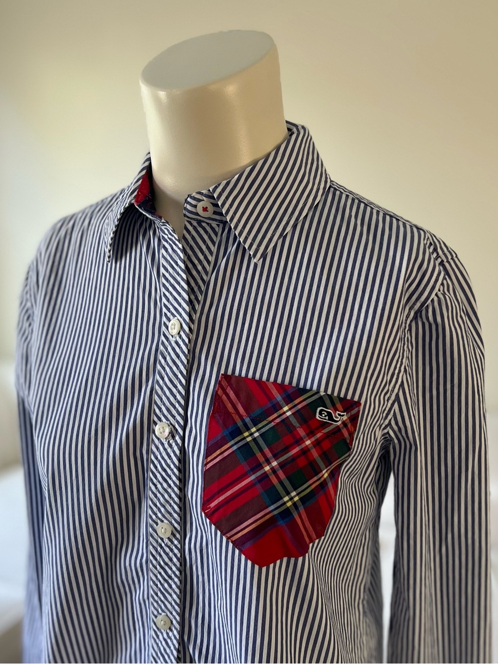 Vineyard Vines Women’s Relaxed Fit Button-Down Shirt